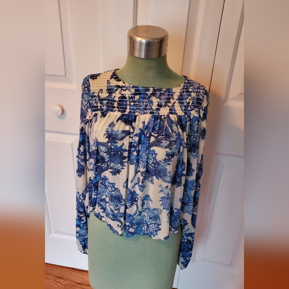 FREE PEOPLE NWT Blue Floral Flowy Women's Top